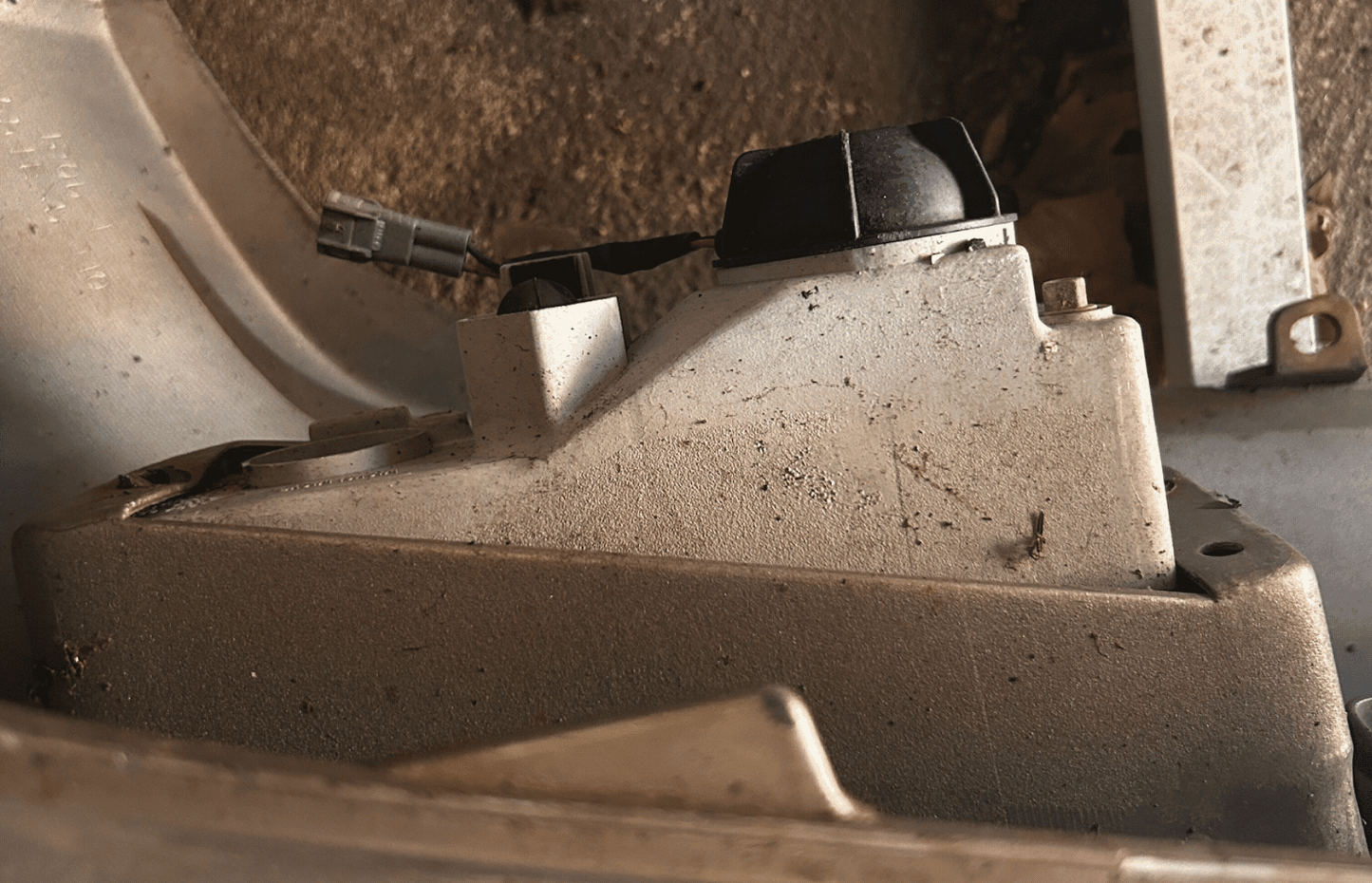 Lexus LX470 Fog Light Replacement Brackets