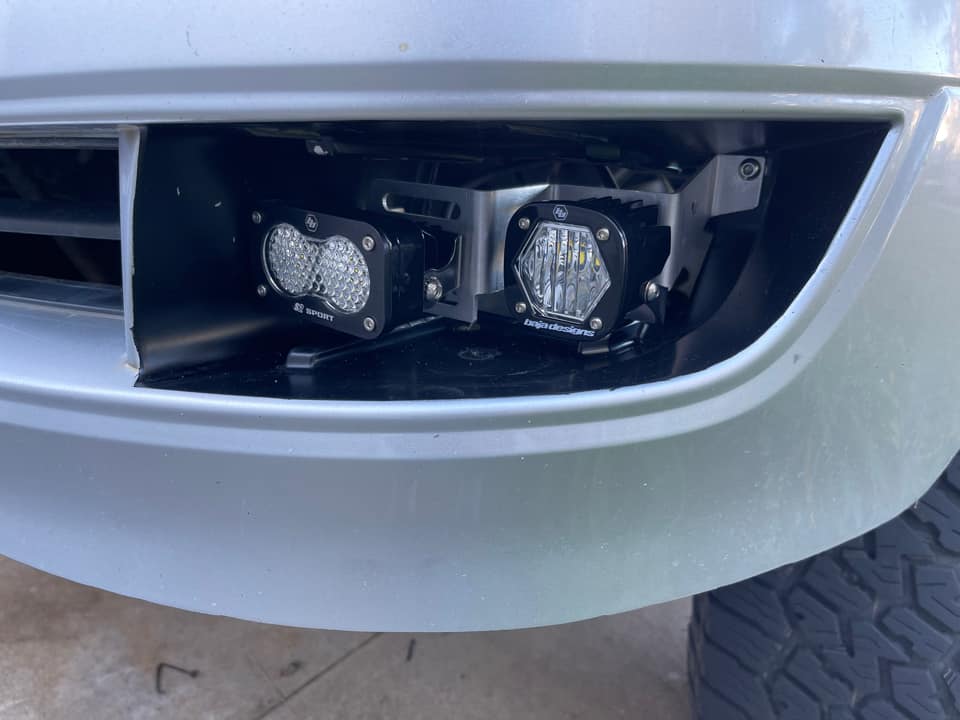 Lexus GX470 Fog Light Replacement Brackets