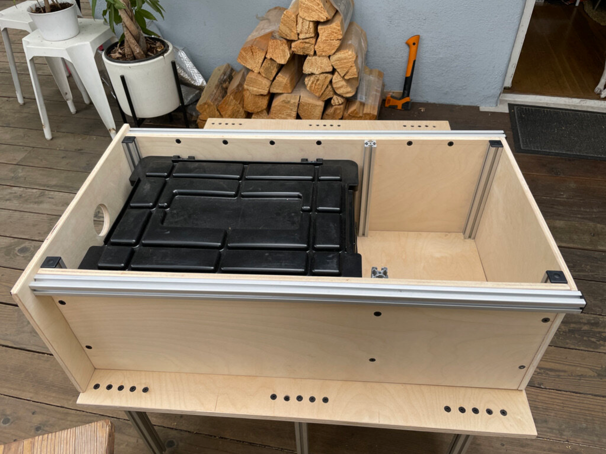 Lexus GX470 Drawers Build Manual - Go Xplore Basecamp