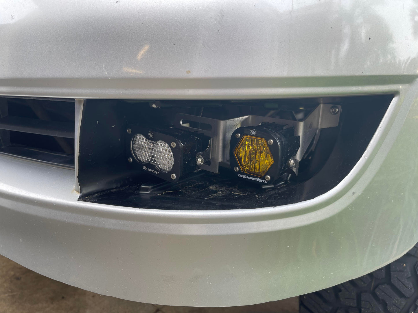 Lexus GX470 Fog Light Replacement Brackets